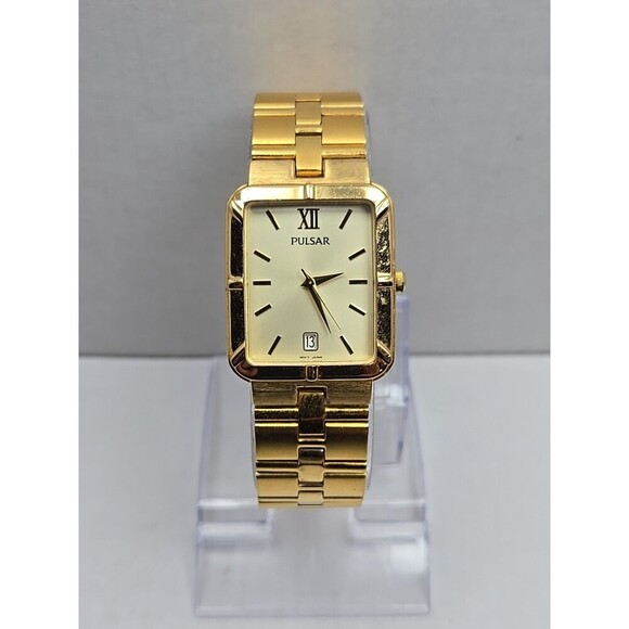 Pulsar by Seiko V732 X067 Gold Tone Tank Quartz Mens Watch Date 26mm New Battery - Picture 1 of 9